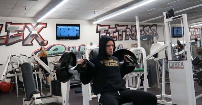 Is It Good to Wear a Hoodie While Working Out? The Surprising Benefits